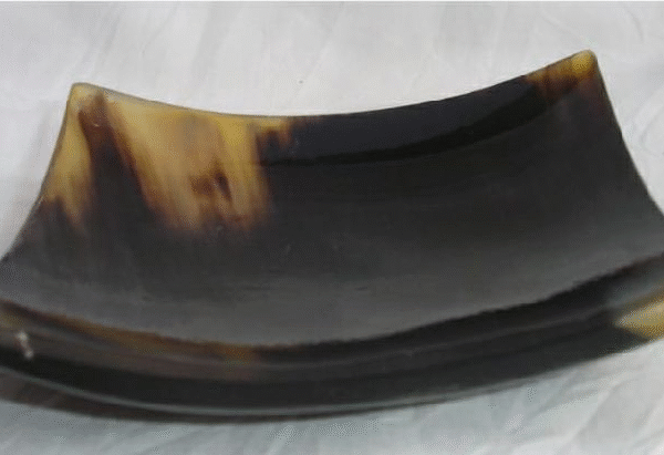 Plain Horn Serving Tray, Packaging Type : Plastic Box