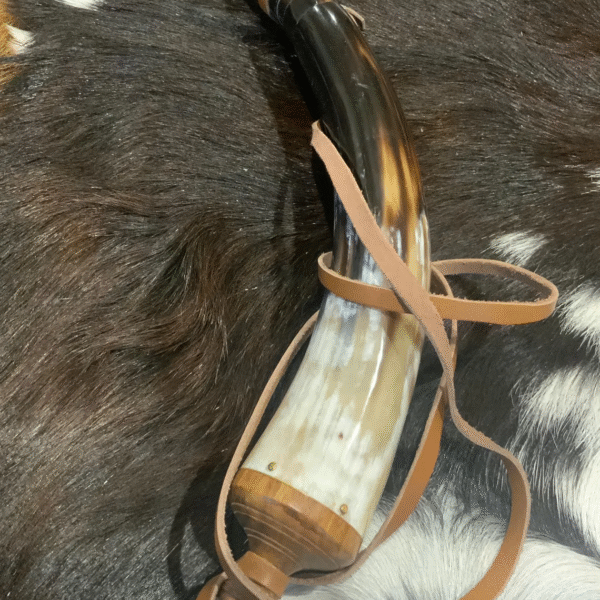 Powder horn for black powder muzzleloaders, reenactment, shooting, horn with leather strap (PH9)