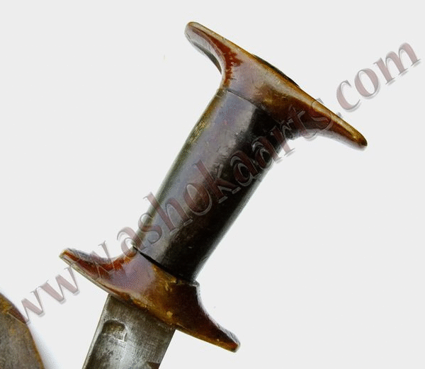 Handcrafted Natural Horn Sword Handle – Traditional Warrior Grip