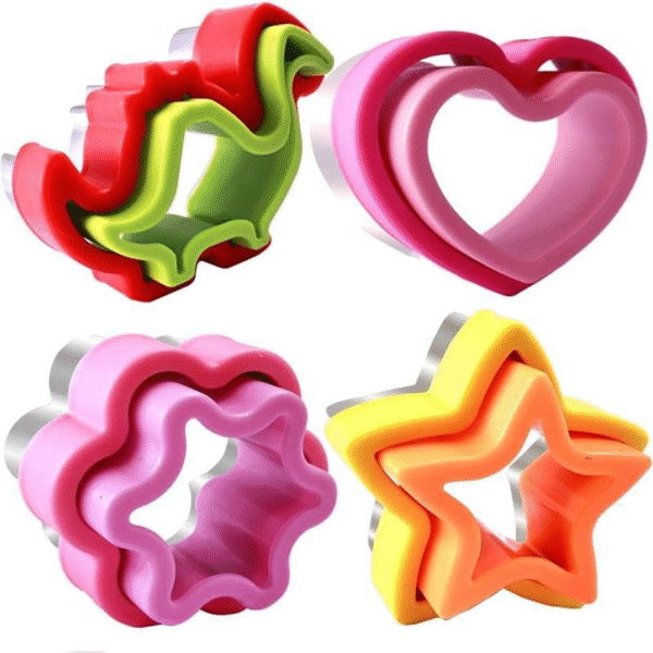 2 in 1 Sandwich Maker Sealer Set of 4 Cartoon Bread Press Mold Toast Bread Cutter Food-Grade Sealer DIY Sandwich Maker for Picnic, Lunch